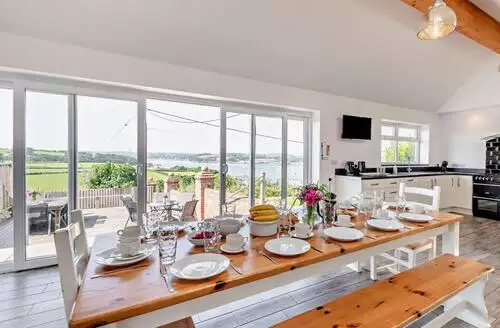 11 bedroom 11 Bed Cottage In Bideford in Devon