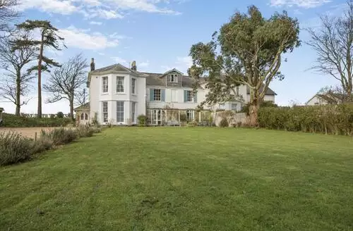 4 bedroom 4 Bed Cottage In Barnstaple in Devon
