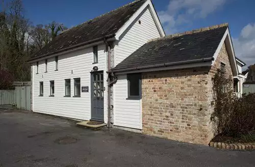 3 bedroom Lake View  in Devon