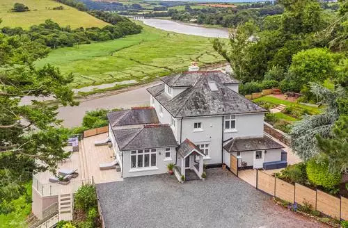5 bedroom Mallacleave House in Devon