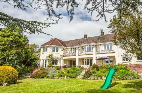 6 bedroom Nairn in Devon