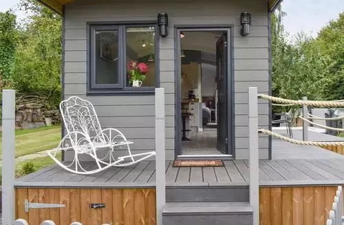 1 bedroom Ponsford Ponds Jacks Shepherd Hut   Bcponhut in Devon