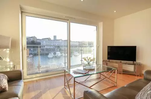 2 bedroom Harbourside Haven Apartment 4 in Dorset