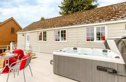 1 bedroom 1 Bed Cottage In Cinderford in Forest Of Dean