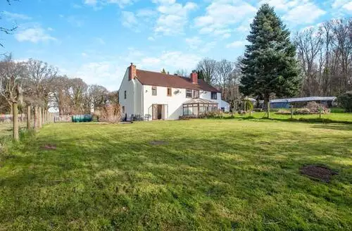 3 bedroom 3 Bed Cottage In Littledean in Forest Of Dean