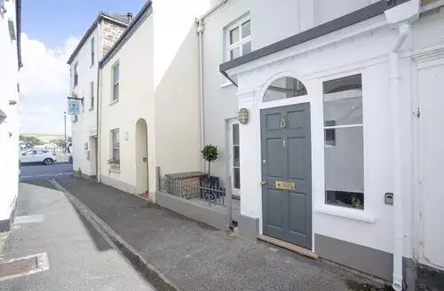 3 bedroom 1 Quayside in North Devon