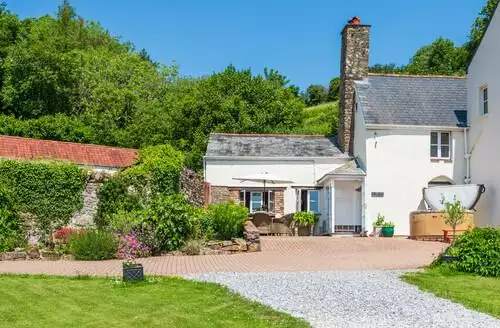 3 bedroom The Old Farmhouse in North Devon
