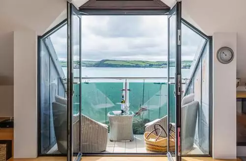 3 bedroom Upper Deck in Padstow
