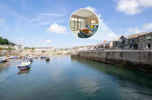 2 bedroom 2 Bed Apartment In Porthleven in Porthleven
