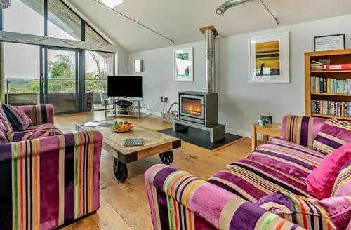 4 bedroom 4 Bed Cottage In Redruth in Porthleven