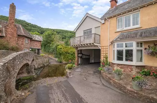 2 bedroom 2 Bed Apartment In Allerford in Somerset