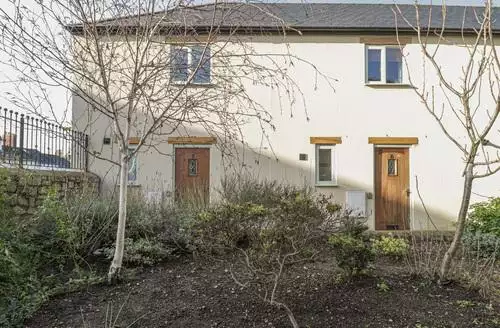 2 bedroom 7 Malt House Court in Somerset