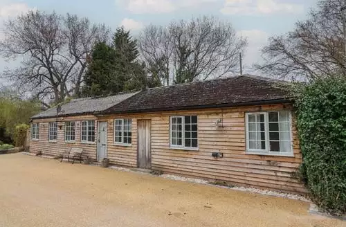 3 bedroom Gatekeeper's Cottage beach and hot tub in Somerset