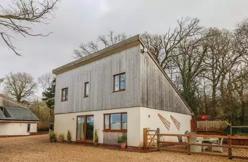 3 bedroom The Outlook beach and hot tub in Somerset