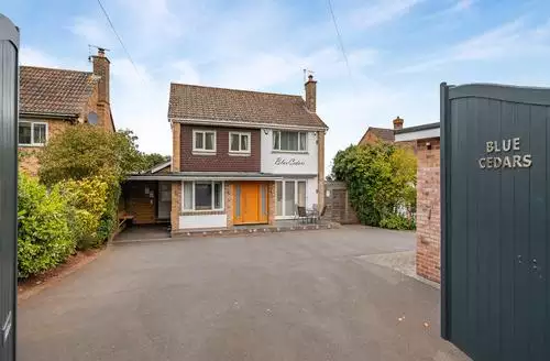 2 bedroom Blue Cedars in Somerset