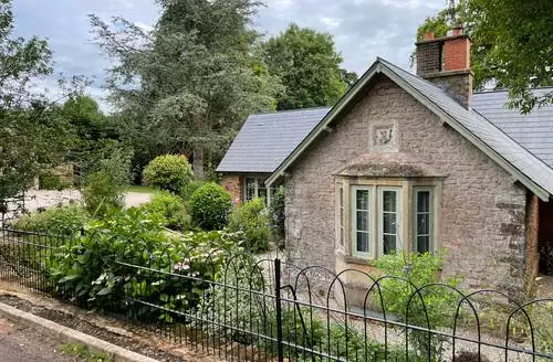 2 bedroom Court Lodge in Somerset