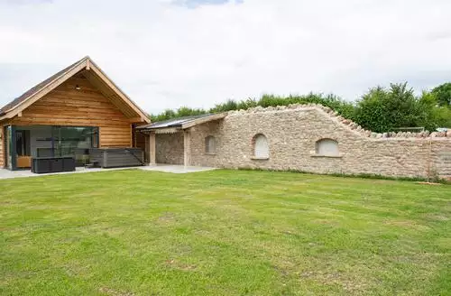 3 bedroom Owl Lodge in Somerset