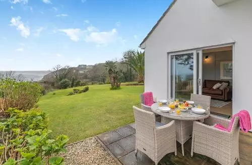 2 bedroom 2 Bed Apartment In St Ives in St Ives