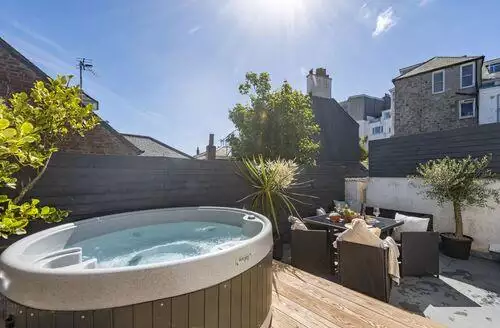 4 bedroom Azenor in St Ives