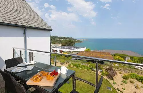 2 bedroom Mid Air in St Ives