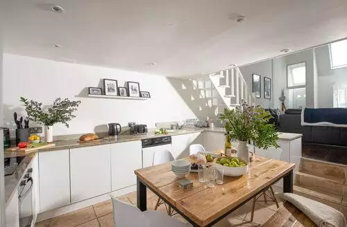 2 bedroom Mr Blue Sky in St Ives