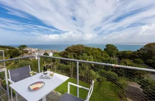 2 bedroom Penthouse View in St Ives