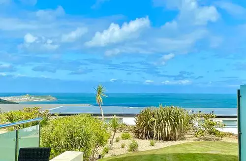 2 bedroom Sky in St Ives