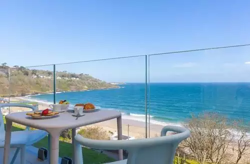 2 bedroom Ultramarine in St Ives