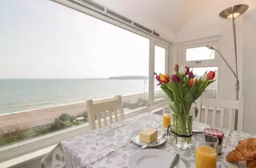 3 bedroom Grandview in Weymouth