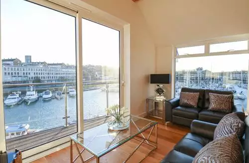 2 bedroom Harbourside Haven Penthouse 1 in Weymouth