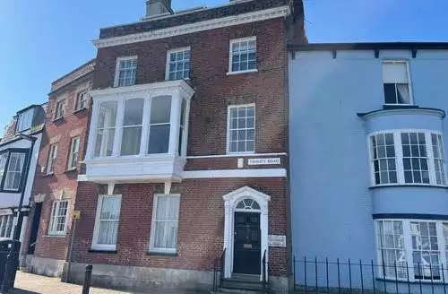 1 bedroom Monarch in Weymouth