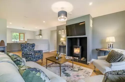 2 bedroom 2 Bed Apartment In Chapmanslade in Wiltshire