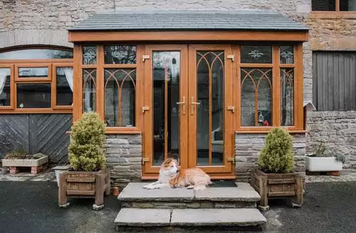 2 bedroom Stargazer's Field House in Herefordshire