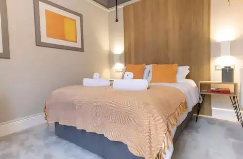 2 bedroom Centralellesmere   Sleeps4   Parking   Petfriendly in Shropshire