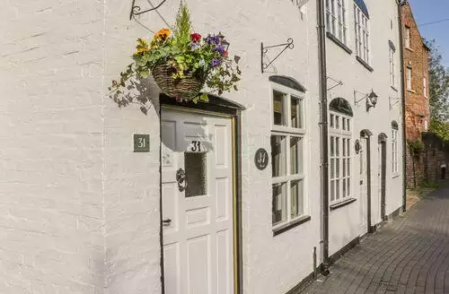 2 bedroom 31 Riverside in Shropshire