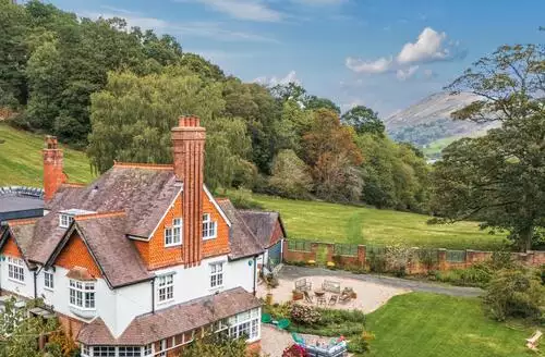 5 bedroom 5 Bed Cottage In Church Stretton in Shropshire