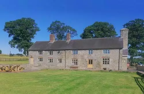 8 bedroom Colstey Farmhouse in Shropshire