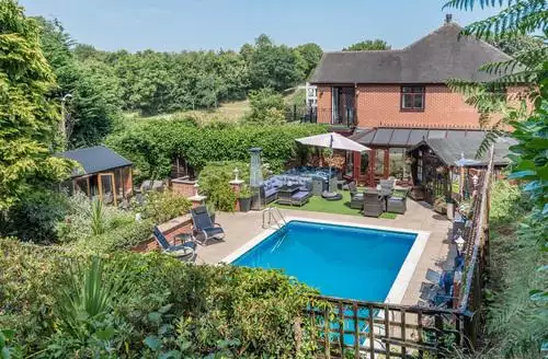 8 bedroom Freshwinds in Shropshire