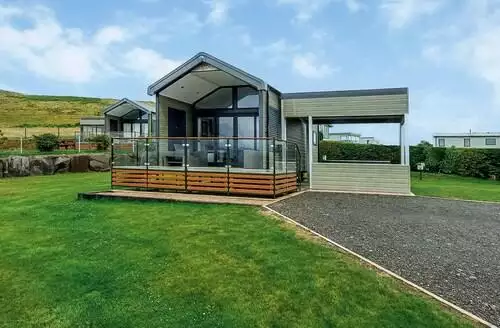 1 bedroom Lake Vyrnwy Luxury Glamping Pod 2 in Shropshire
