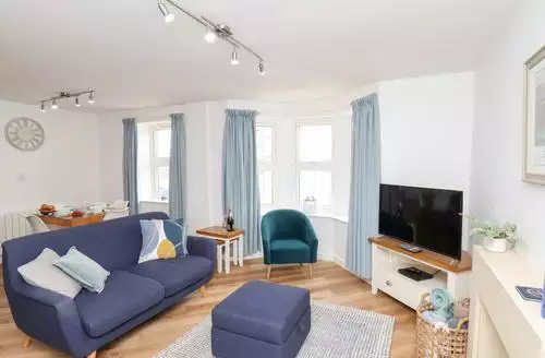 2 bedroom Belle's View in Scarborough