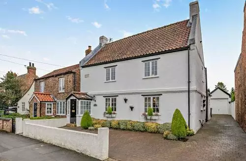 3 bedroom 3 Bed Cottage In York in York
