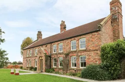 6 bedroom Copmanthorpe Hall in York