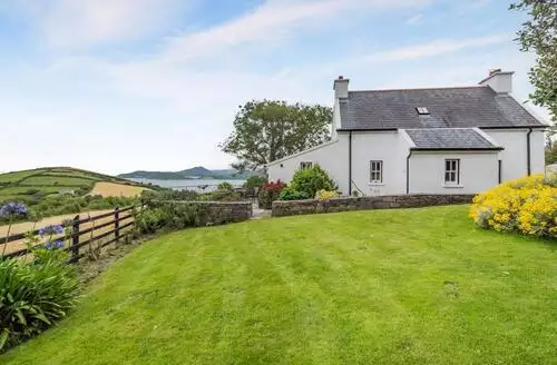 2 bedroom 2 Bed Cottage In Ardgroom in Cork
