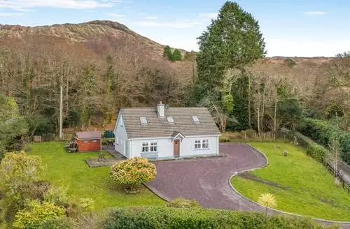 2 bedroom 2 Bed Cottage In Glengarriff in Cork