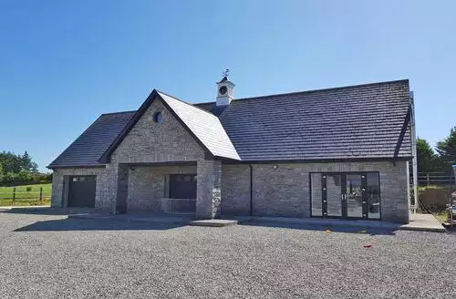 2 bedroom 2 Bed Cottage In Leap in Cork