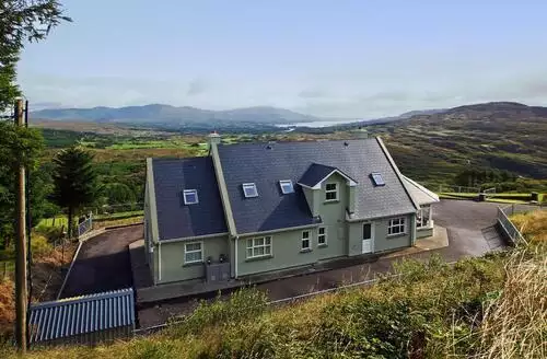 3 bedroom 3 Bed Cottage In Castletownbere in Cork