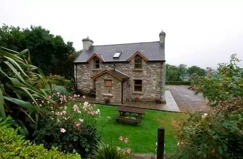 3 bedroom 3 Bed Cottage In Rosscarbery in Cork