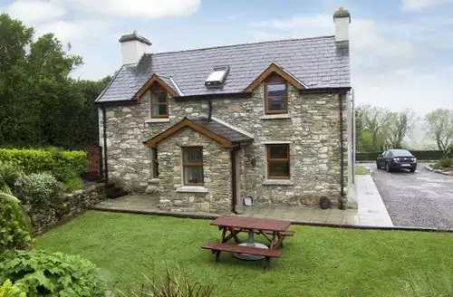 3 bedroom An Grianan in Cork