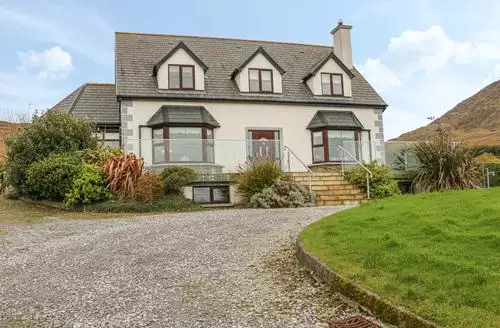 3 bedroom Starbay House in Cork