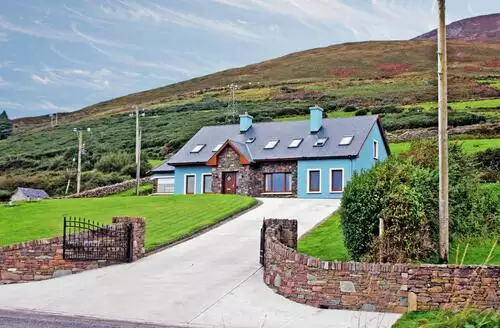 4 bedroom 4 Bed Cottage In Inch in County Kerry